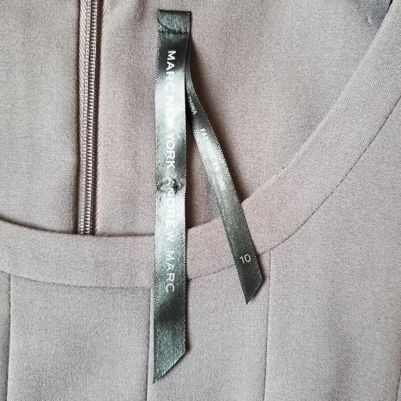 ⏳Timeless pleated dress -Never worn - Picture 3 of 7